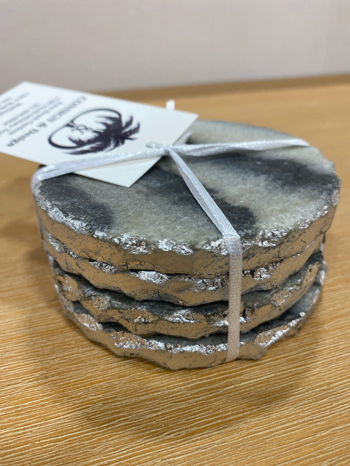 SER OF 4 COASTERS SONE WITH SILVER DETAIL