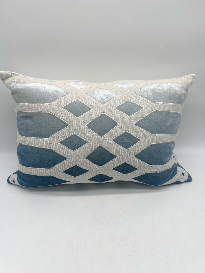 UTTERMOST LUMBER OMBRE