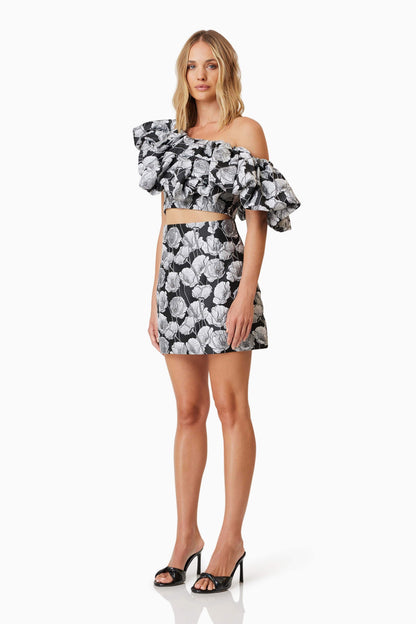 Willow Set In Black