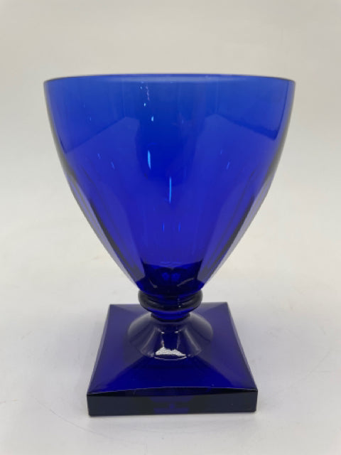 ACRYLIC WINE GOBLET IN COBALT