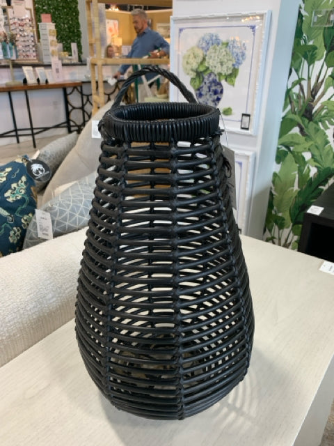 BLACK RESIN LANTERN WITH HANDLE
