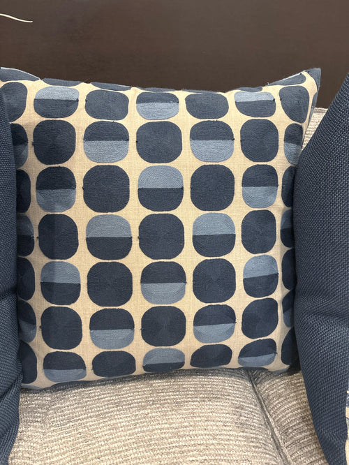 BLUE CIRCLES DECO EMBROIDERED