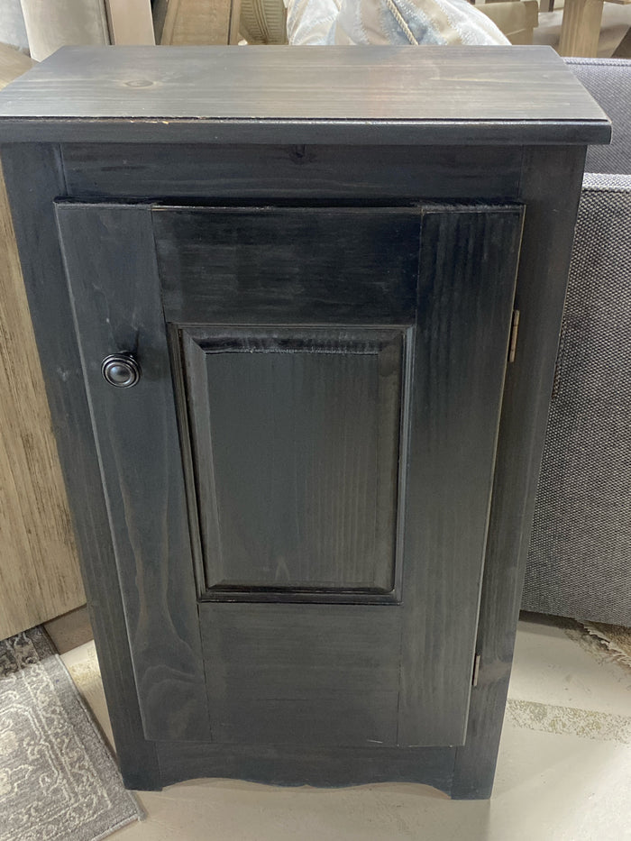 CHEST DARK WOOD ONE DOOR