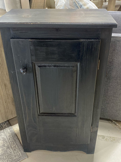 CHEST DARK WOOD ONE DOOR