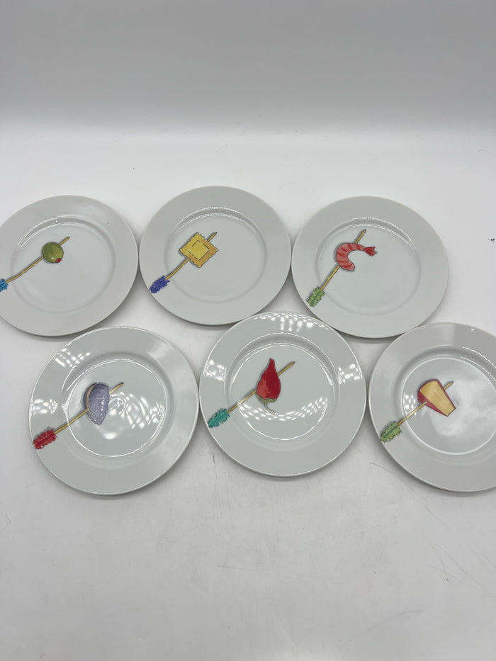 CRATE & BARREL SET OF 6 APPETIZER PLATES