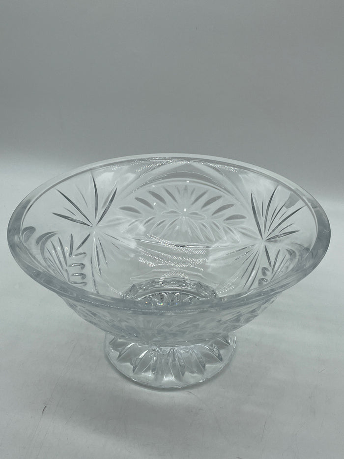 CRYSTAL FLUTED BOWL WITH STARBURST DESIGN