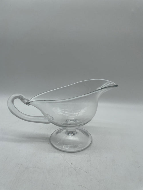 GLASS GRAVY BOAT