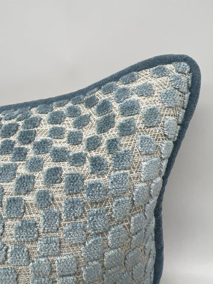 LUMBAR BLUE CUT VELVET