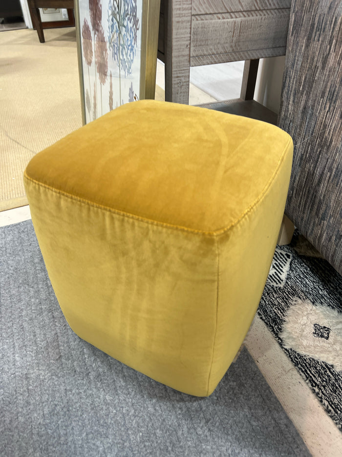NATUZZI OTTOMAN YELLOW