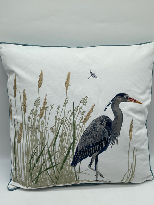 OUTDOOR DECORATIVE PILLOW SUN RESISTANT BLUE HERON & SALTMARSH RIGHT