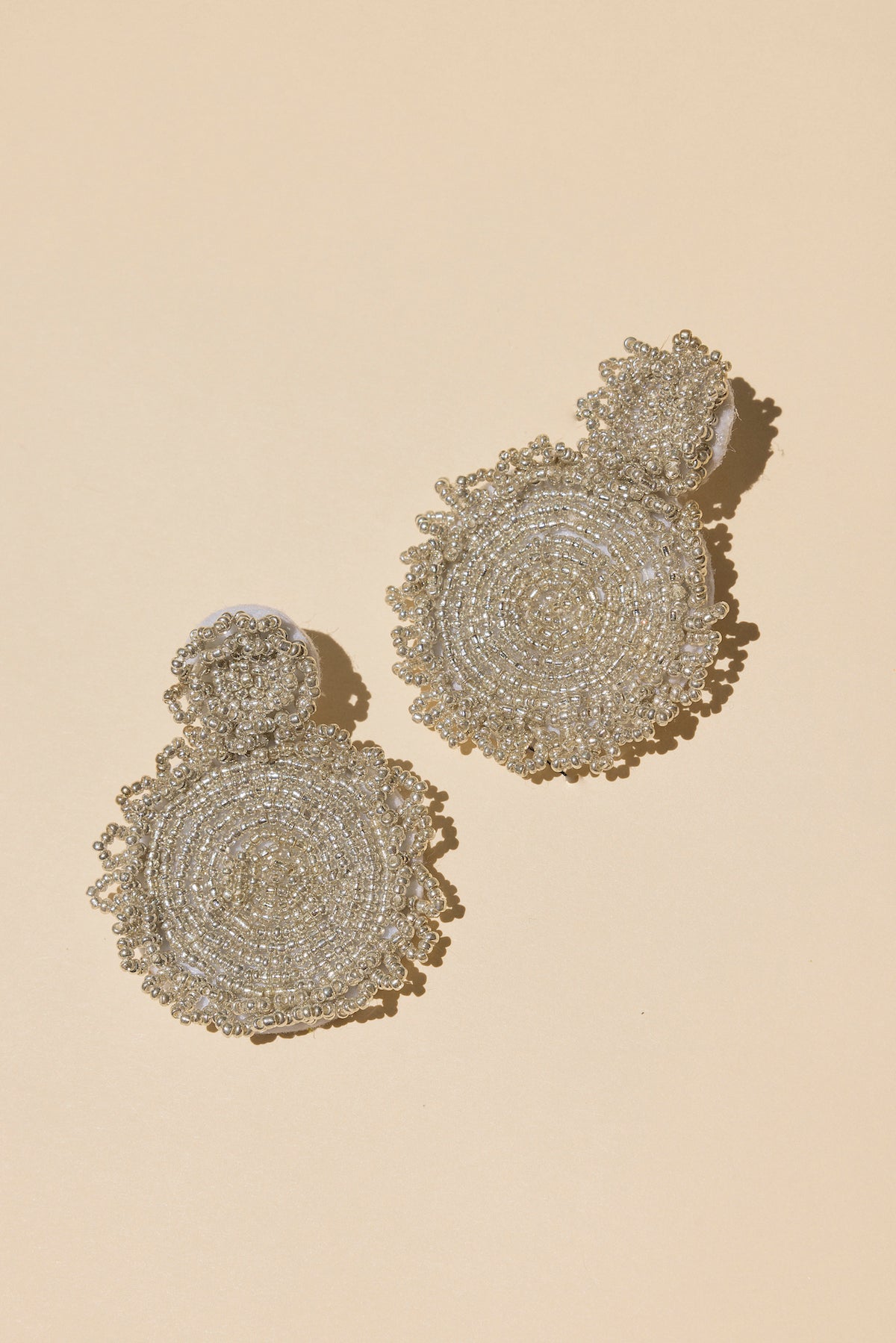 Pendientes Ari Light Golden · Hamptons ·