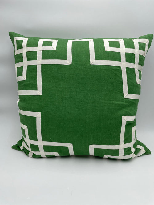 PILLOW GREEK KEY DESIGN