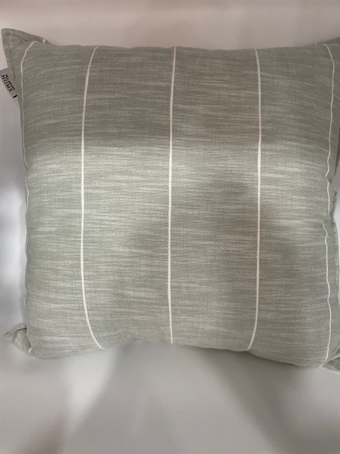 PILLOW GREEN AND WHITE