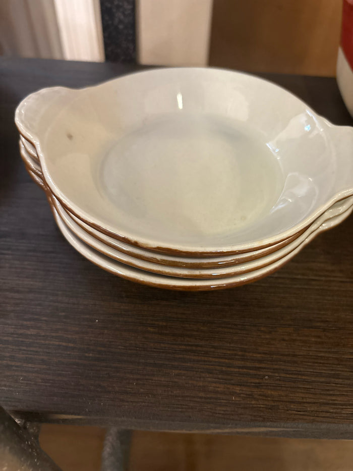 SET OF 4 CERAMIC DISHES BY HALL USA