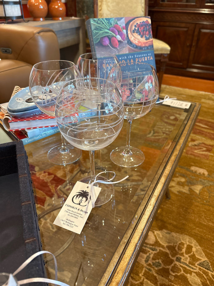 SET OF 4 ETCHED  WINE GLASSES