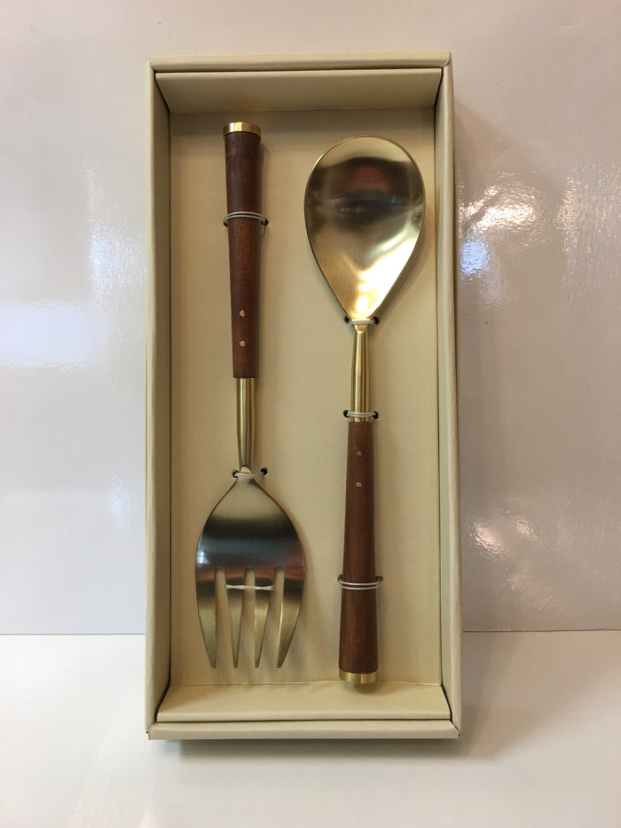 SET OF TWO WOOD HANDLE SERVERS IN BOX