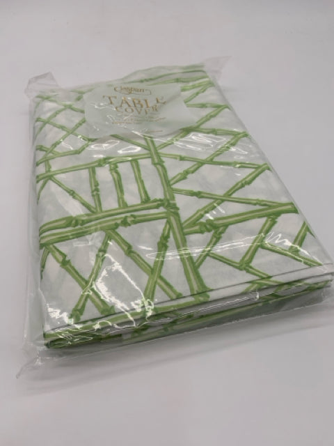 TABLE COVER PAPER LINEN IN MOSS GREEN BAMBOO SCREEN