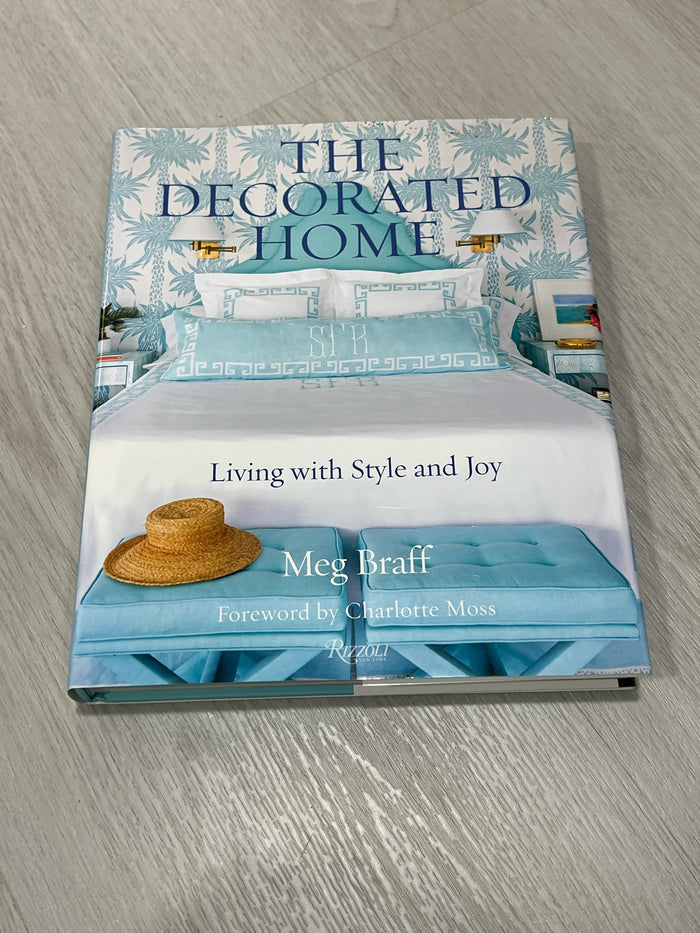 THE DECORATED HOME BOOK