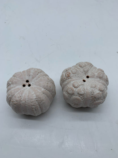 URCHIN SALT & PEPPER SHAKER