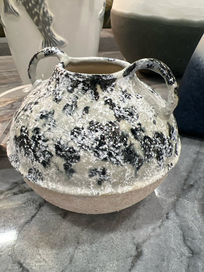 VASE BLACK & WHITE GLAZE WITH HANDLES