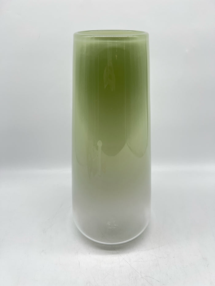 VASE OMBRE GREEN SIGNED