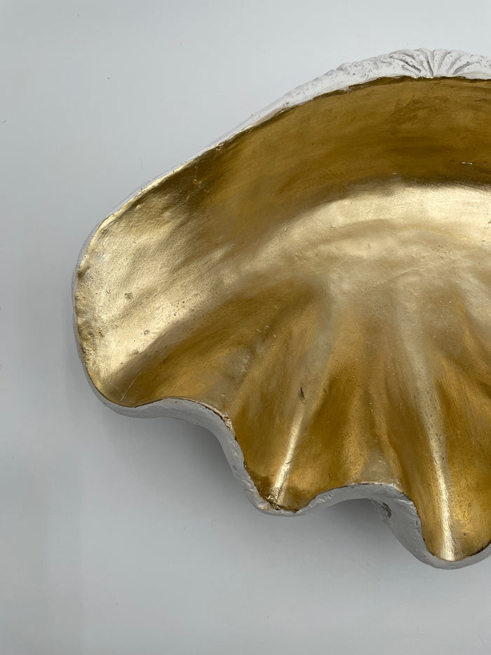 WHITE AND GOLD CLAM SHELL BOWL